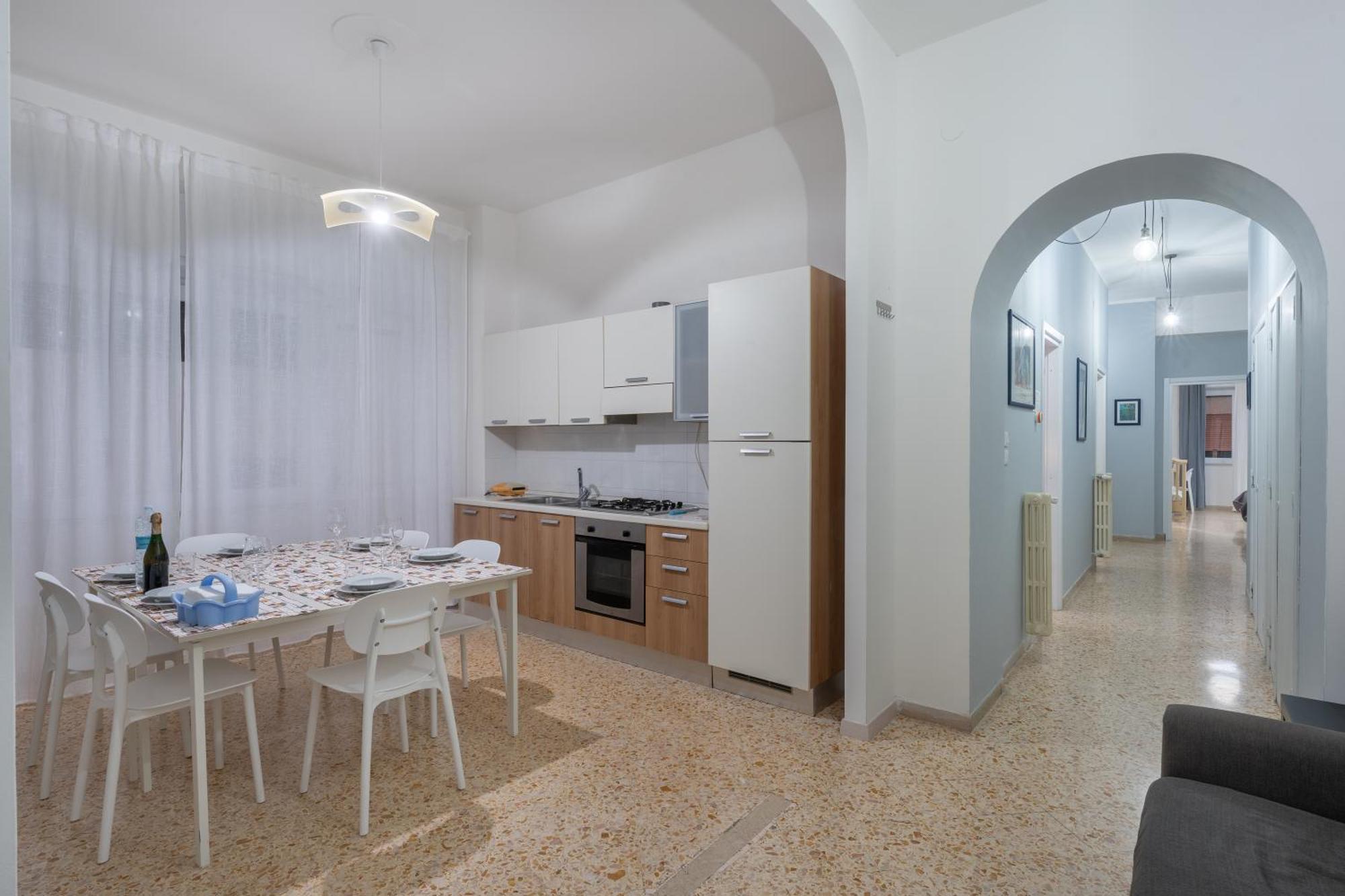 Affittacamere Central Concordia Salerno Exteriör bild